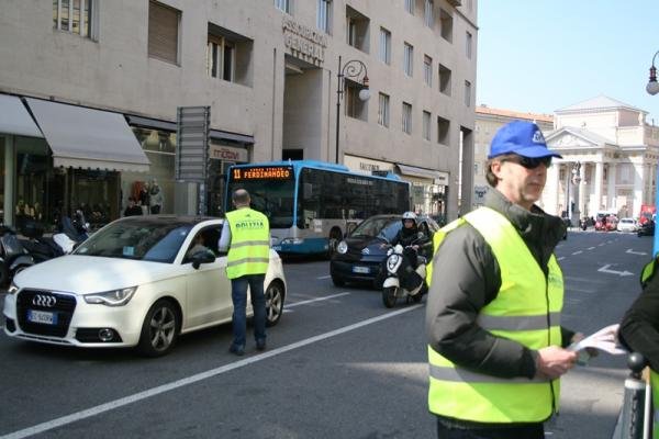 150319-Manifestazione Lavavetri (6)